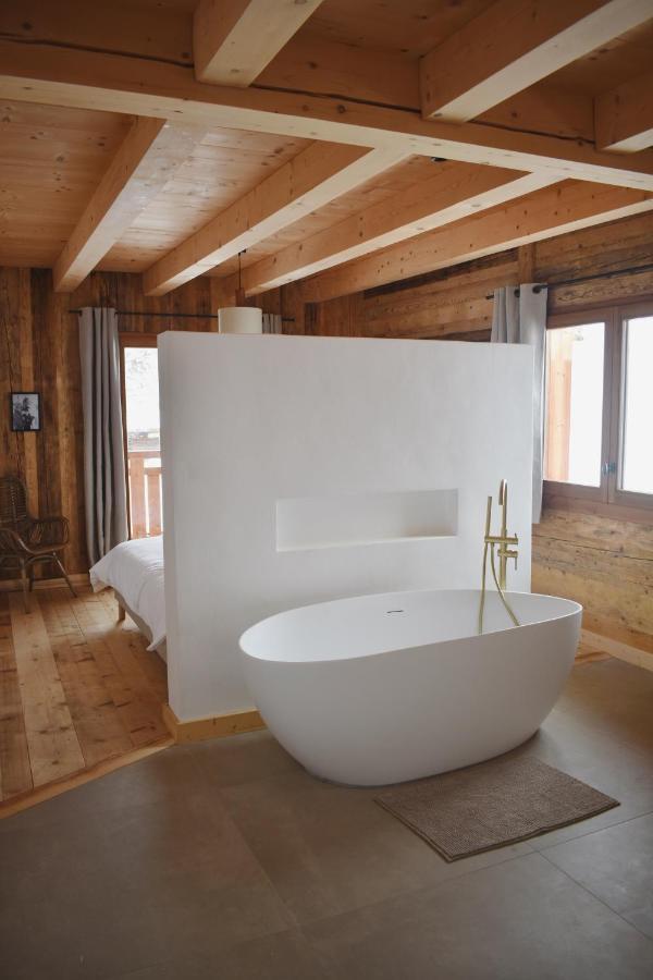 Chez Nonna - Charmant Demi-Chalet A La Montagne Notre-Dame-de-Bellecombe Bagian luar foto